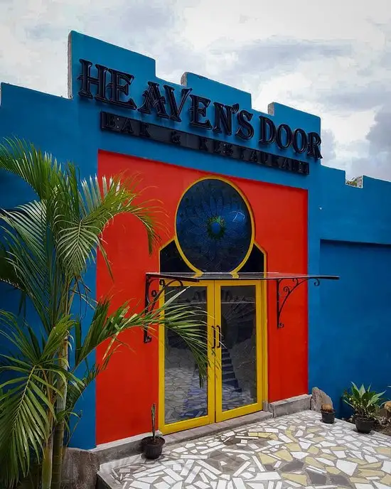 Gambar Makanan Heaven’s Door Bar & Restaurant 7