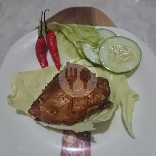 Gambar Makanan Ayam Goreng Kering & Crispy Novena, Colomadu 9