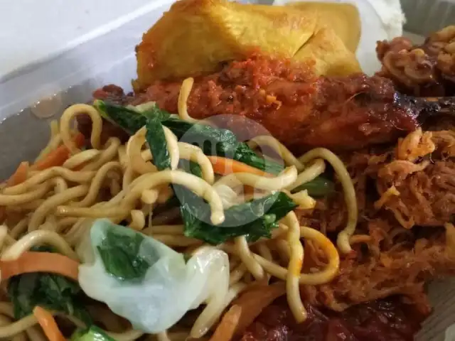 Gambar Makanan Warung Zaenah, Kuta 2