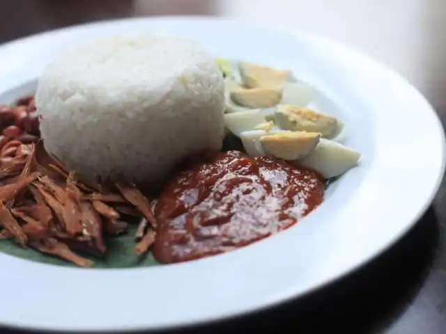 Las Ramblas - Berjaya Makati Hotel Food Photo 7
