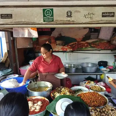 Gambar Makanan Nasi Ayam Men Weti 12