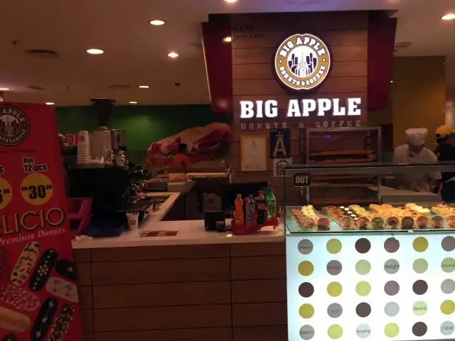 Big Apple Donuts & Coffee Food Photo 7