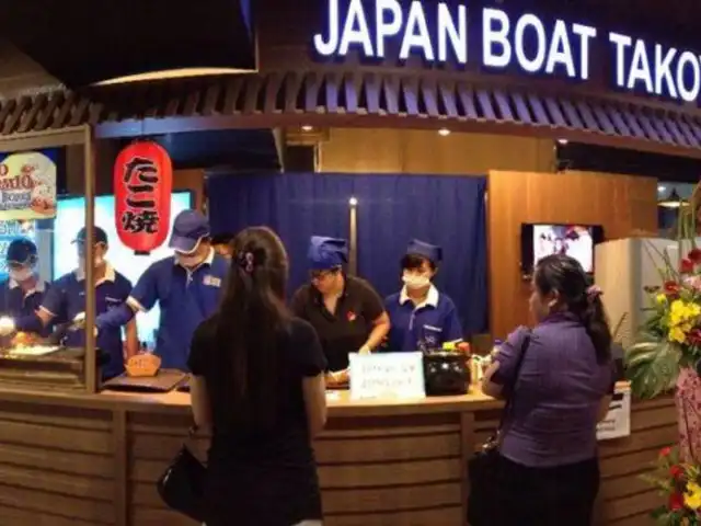 Japan Boat Takoyaki Food Photo 1