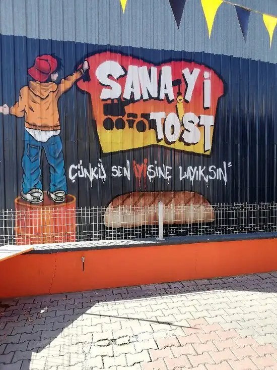 Sanaiyi Tost'nin yemek ve ambiyans fotoğrafları 9