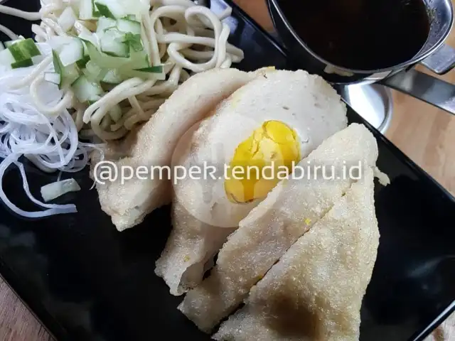 Gambar Makanan Pempek Tenda Biru, P Pisang 10