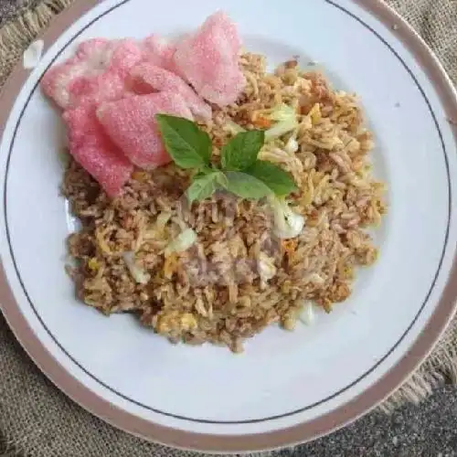 Gambar Makanan Nasi Goreng Dan Ayam Kremes Nona Salsa 1