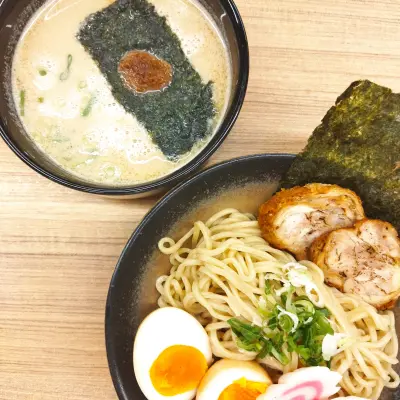 Sekai Ramen & Sushi