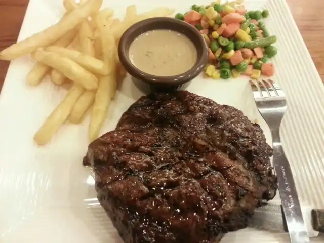 Gambar Makanan CARNIVOR The Meat Company 6