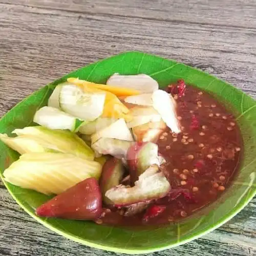 Gambar Makanan Warung Tipat Cantok Nek Pandu, Danau Tempe 6