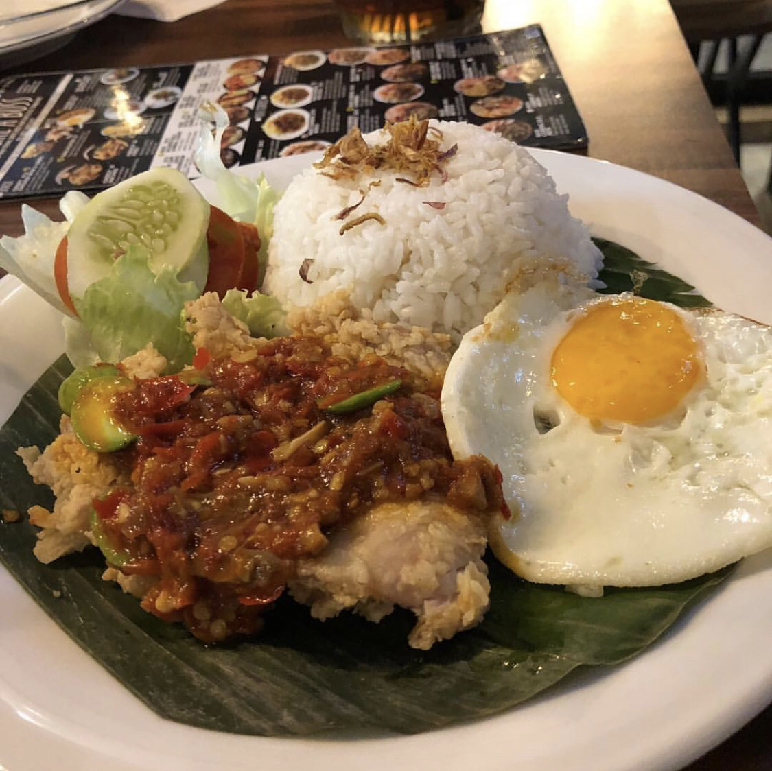 Eat Boss terdekat Restoran dan Tempat Makan Kafe terdekat di Tangerang