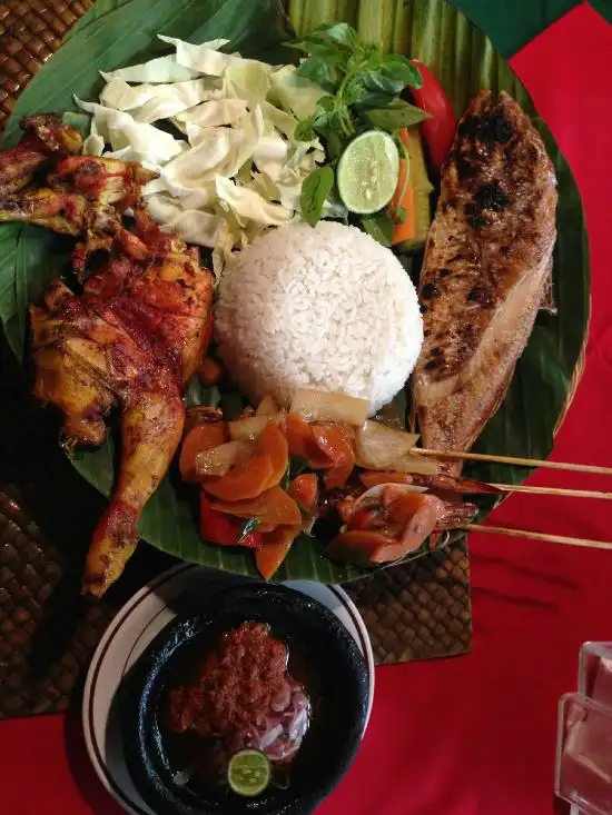 Gambar Makanan Ulam Restaurant 14