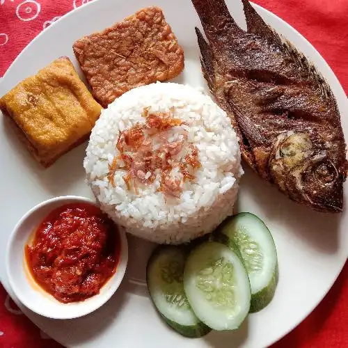 Gambar Makanan Nasi Uduk Ibu Rusdiana, Cisitu Indah 7 12