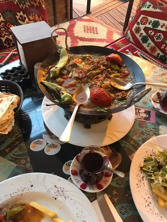 Alemdar Restaurant'nin yemek ve ambiyans fotoğrafları 7