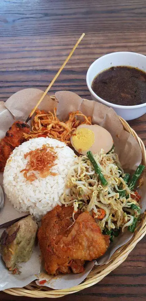 Gambar Makanan Ayam Betutu Khas Gilimanuk Bali 4