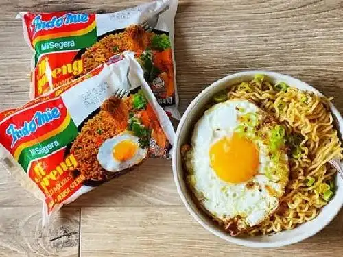 Indomie & Rujak Cingur Warung Tengah Sempurna, Rinjani Dalam 5