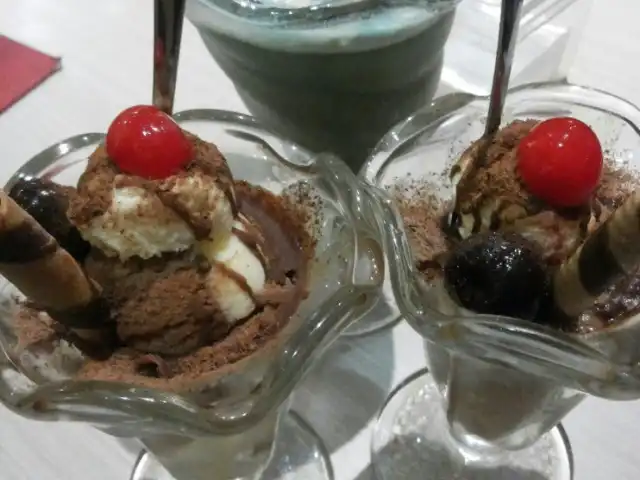 Gambar Makanan zanggrandi ice cream and kafe 4