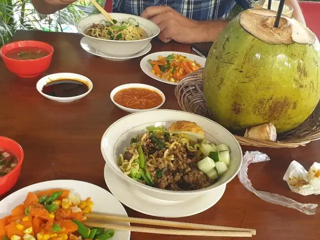 Gambar Makanan Warung Kono 10