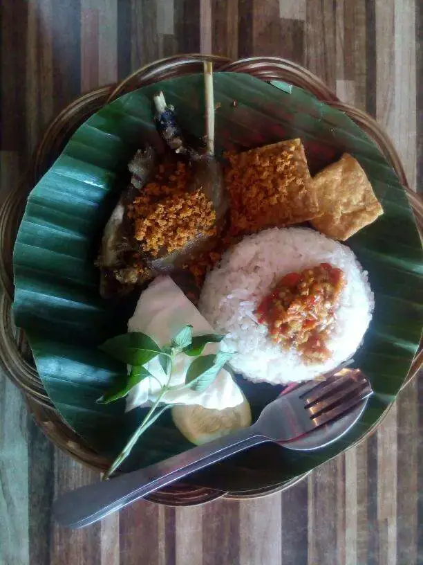 Gambar Makanan Bebek Goreng Gandoli 7