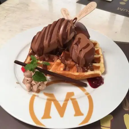 Gambar Makanan Wall's Magnum Cafe 6