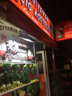 Meşhur Adıyaman Çiğ Köftecisi Ömer Usta'nin yemek ve ambiyans fotoğrafları 5