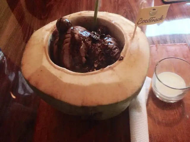 Gambar Makanan Cocotrack Dessert & Cafe 4