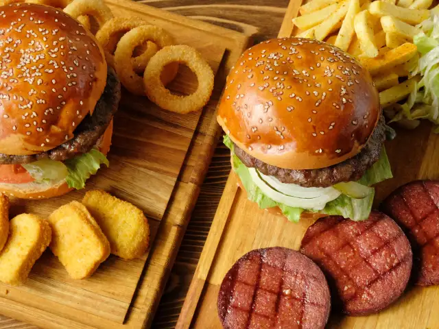 CebEt Burger'nin yemek ve ambiyans fotoğrafları 1