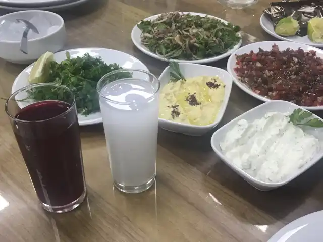 Nezih Restaurant'nin yemek ve ambiyans fotoğrafları 3