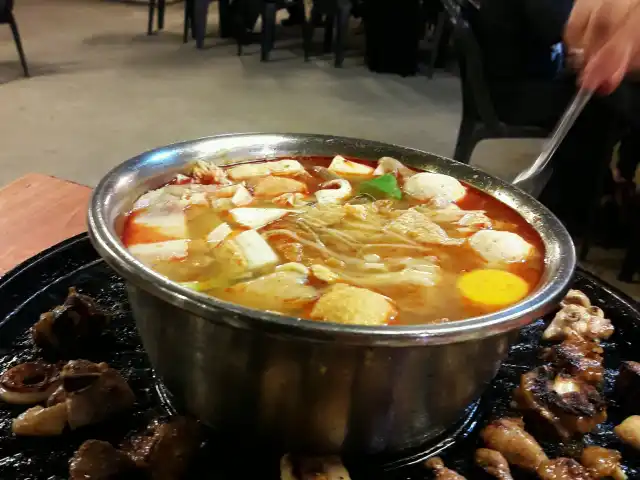 Embok Village Steamboat & Seafood Food Photo 4