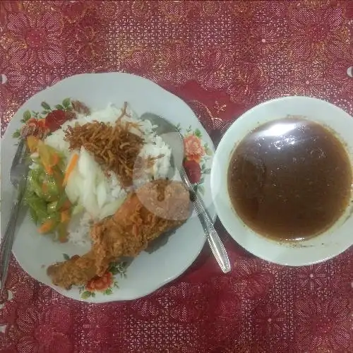 Gambar Makanan Warung Nasi Kuning Bagadang Hj. Teo, Maccini Raya 14