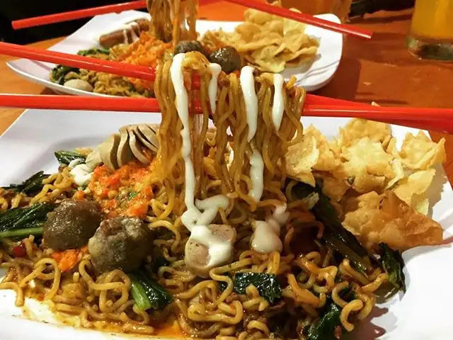 Gambar Makanan Mie Setan Dhemit 1