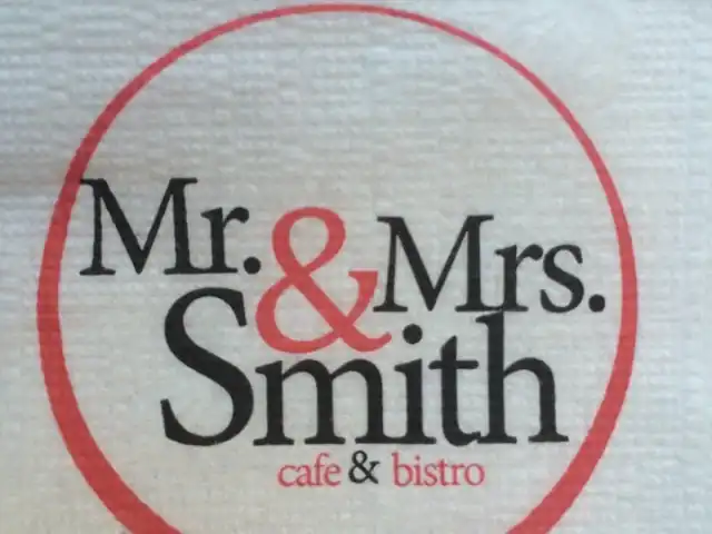 Mr. & Mrs. Smith Cafe & Bistro'nin yemek ve ambiyans fotoğrafları 1