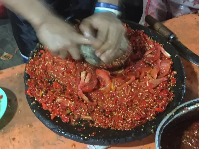 Gambar Makanan Sambel Setan Ibu Hj. Mut 13