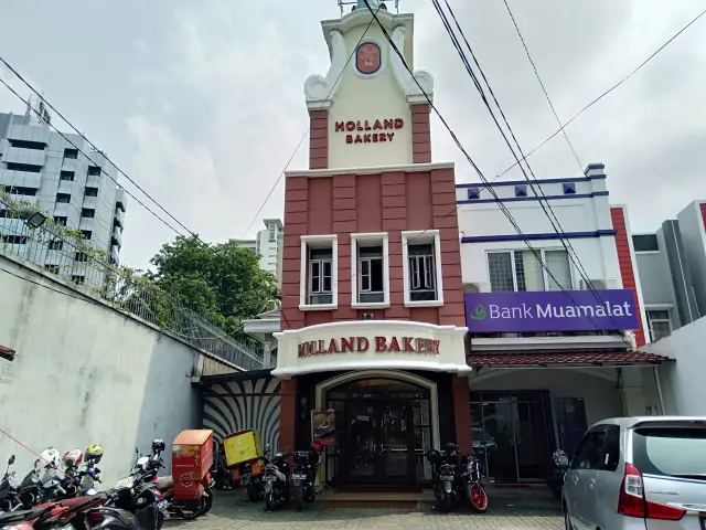 Gambar Makanan Holland Bakery 8