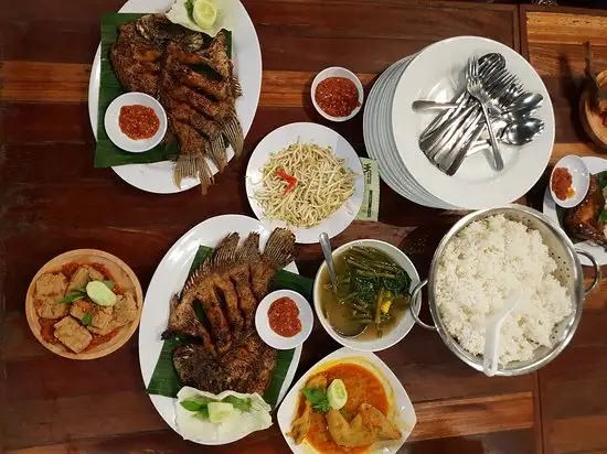 Gambar Makanan Warung Mbok Sri 13