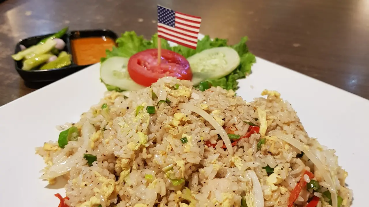 Nasi Goreng Diplomat