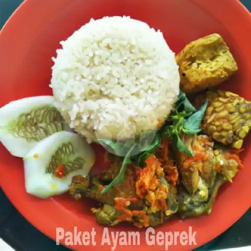 Gambar Makanan HalalFood Geprek & Tempong Kedai Halal, Peguyangan 15