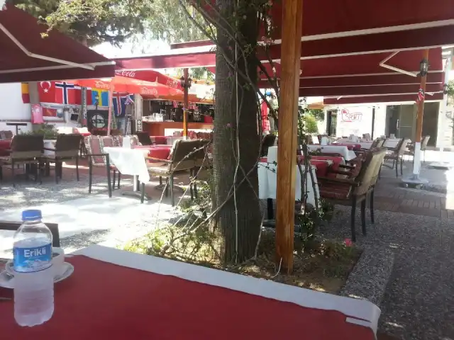 Side Bistro Garden'nin yemek ve ambiyans fotoğrafları 4