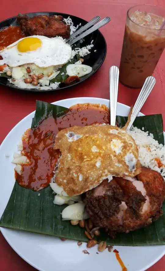 Nasi Lemak Bumbung Food Photo 7