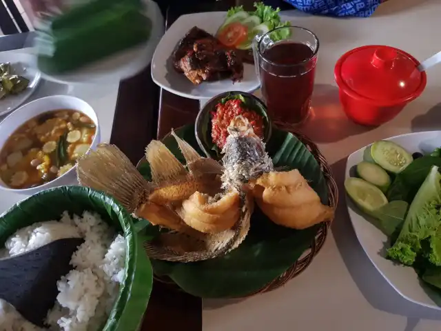 Gambar Makanan Warung Ngariung Bogor 7