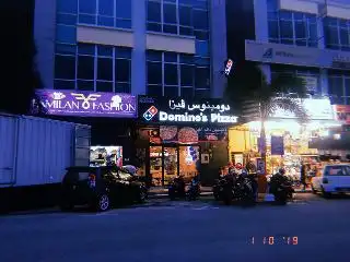 Domino`s Gong Badak Food Photo 3