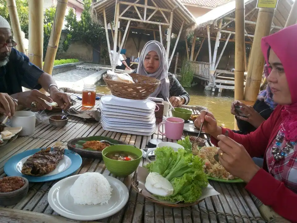 Rumah Makan Bebek Unti