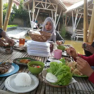 Rumah Makan Bebek Unti