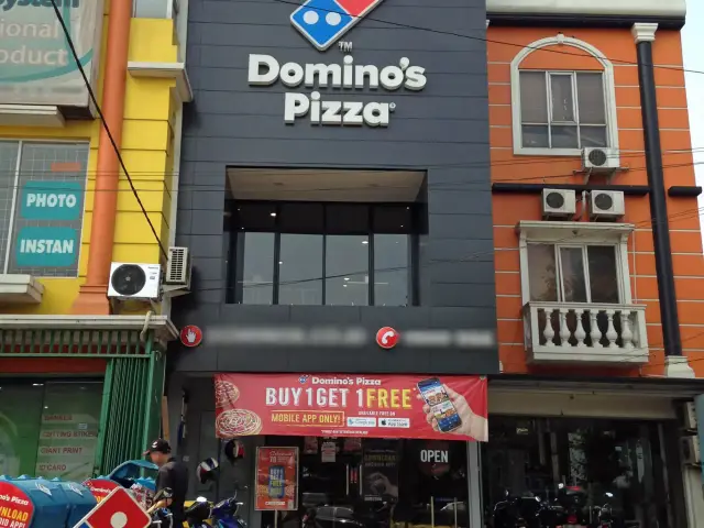 Gambar Makanan Domino's Pizza 2