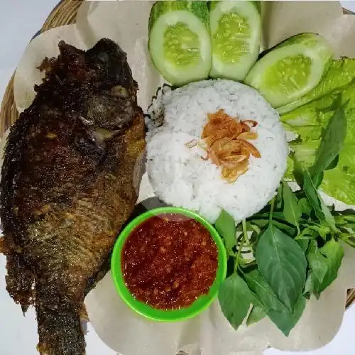 Gambar Makanan Ayam Goreng Sambel Cengek, Simprug Golf 2 3