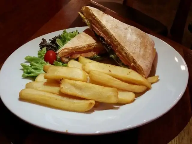 Huello Cafe Food Photo 4