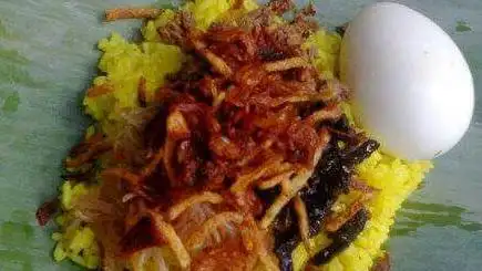 Warung Nasi Kuning Jilan, Tuminting