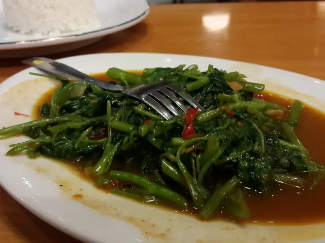 Gambar Makanan Sop Ikan Batam 9