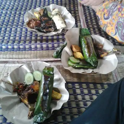 Rumah Makan Saung Endah