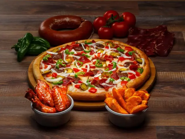 PizzaLazza'nin yemek ve ambiyans fotoğrafları 5