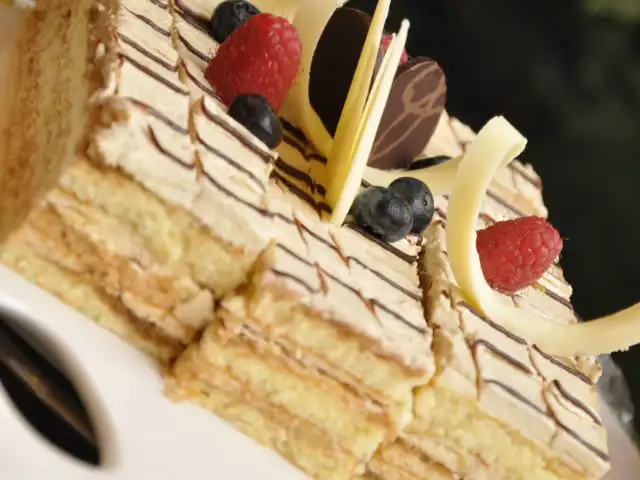 Gambar Makanan Cake Shop - Crowne Plaza 12